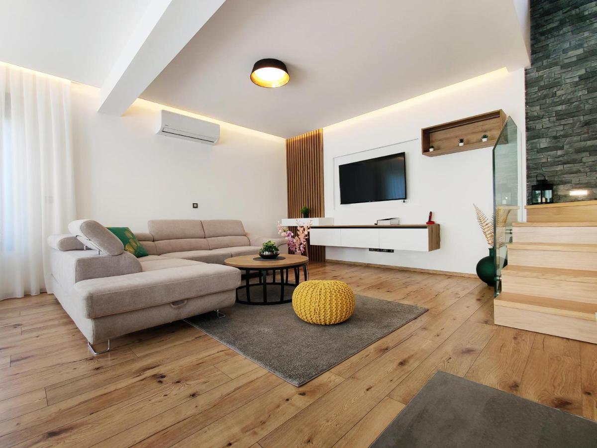 Villa Biser Gacke Sinac 外观 照片