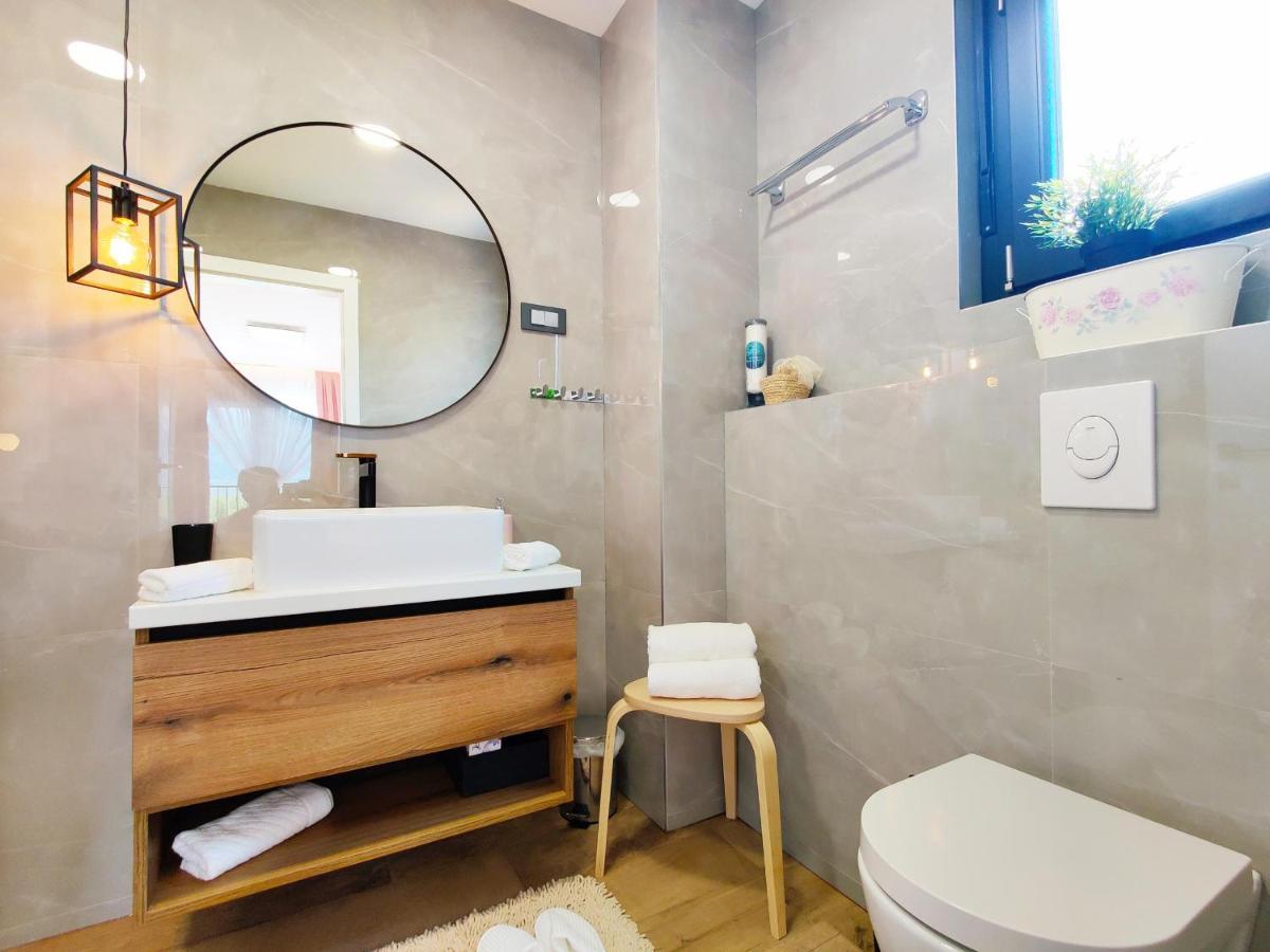 Villa Biser Gacke Sinac 外观 照片